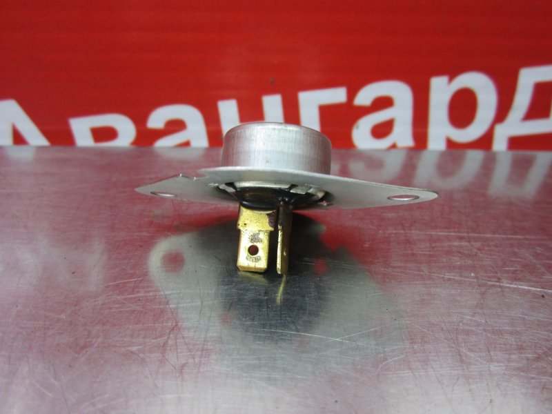 Датчик температуры окружающего воздуха Nissan Bluebird U14 SR18DE