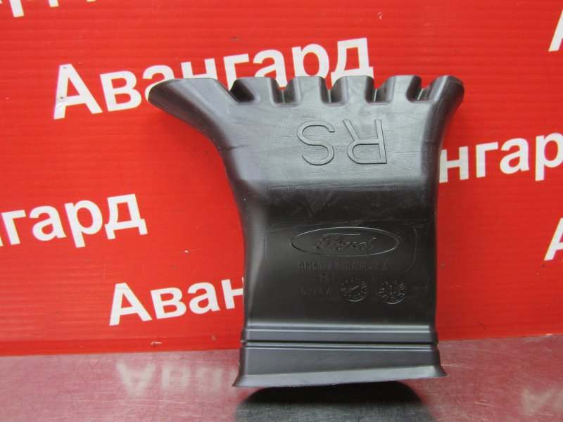 Воздуховод правый Ford Focus 2012 3 BM51-A018C16-AA Б/У