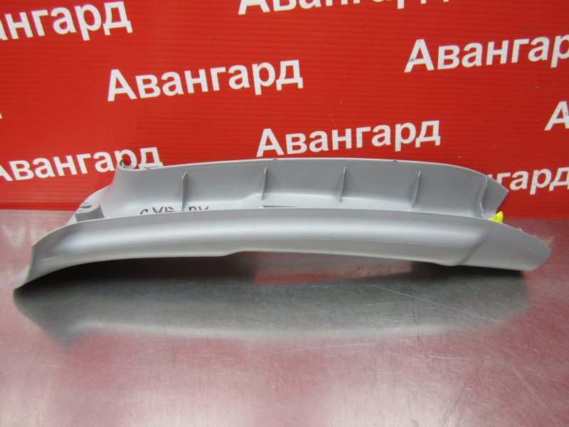Накладка салона правая Impreza 2003 GG