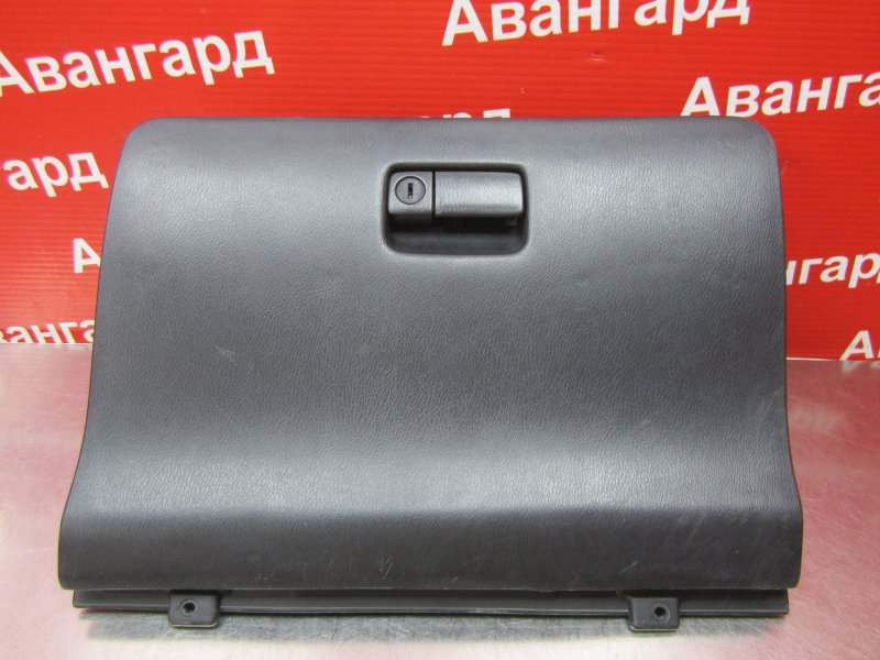 Бардачок Infiniti I30 1996 A32 68520-40U00 Б/У