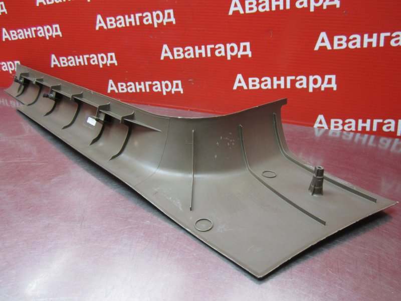 Накладка порога передняя правая Samand 2007