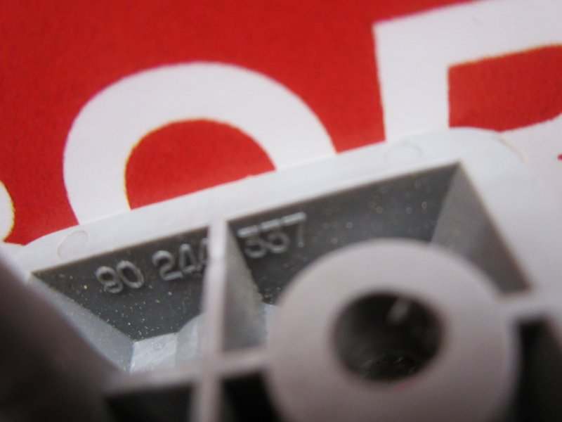 Кронштейн солнцезащитного козырька Nexia 2008 N150