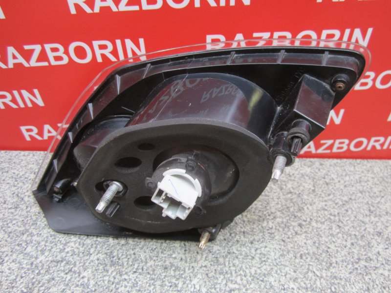 Фонарь правый 3 2011 H11