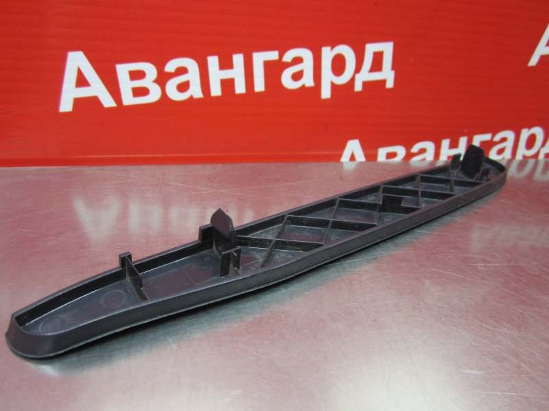 Накладка салона левая Mondeo 1997 2