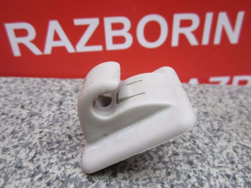 Кронштейн солнцезащитного козырька 206 2002 2D Кронштейн солнцезащитного козырька 206 2002 2D