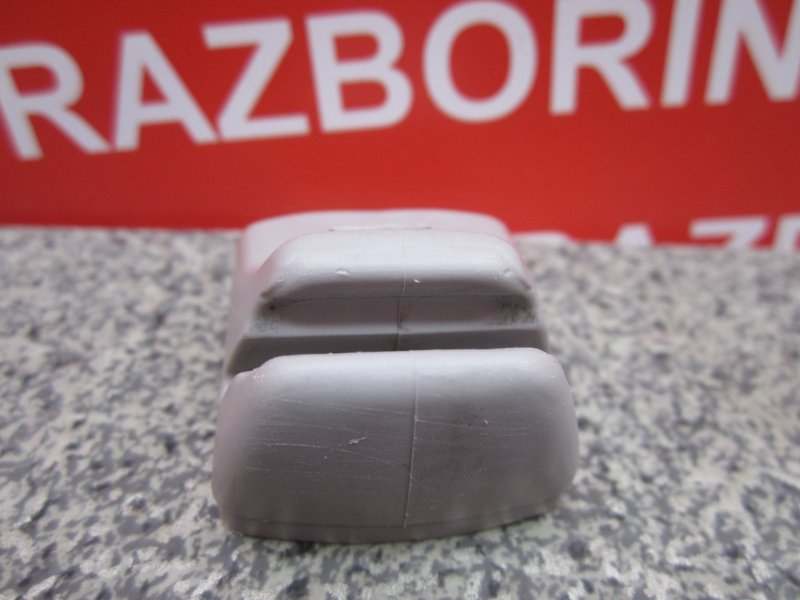 Кронштейн солнцезащитного козырька Focus 2001 1