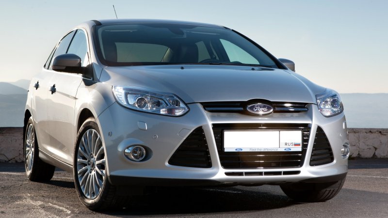 Заглушка бампера передняя Focus 11-15 3