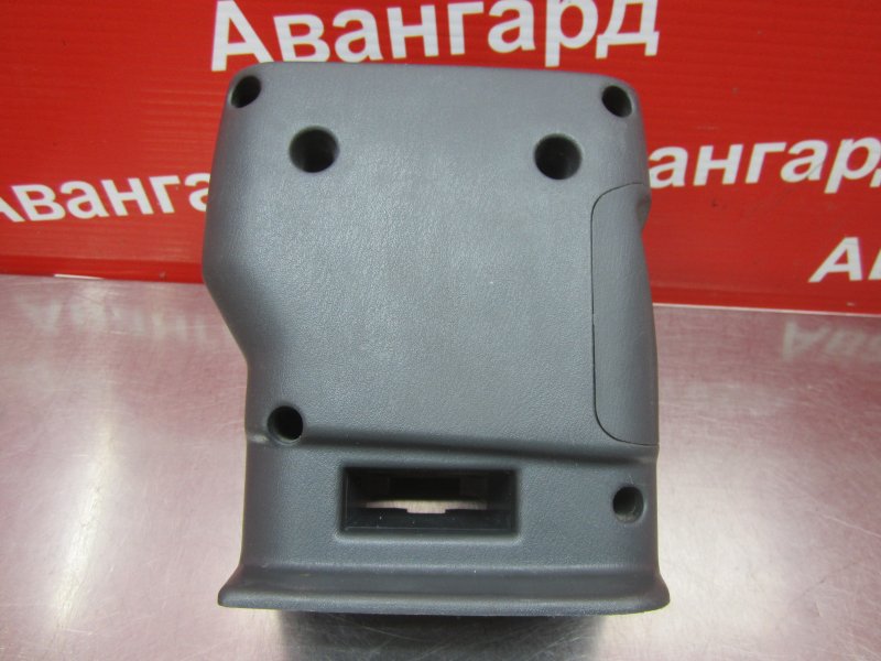 Кожух подрулевой Maxima 1997 A32