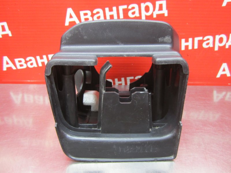 Кожух подрулевой I30 1996 A32