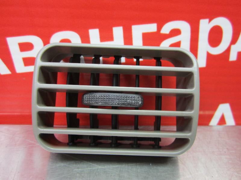 Дефлектор Mazda Demio 2001 DW GE4T6471XB Б/У