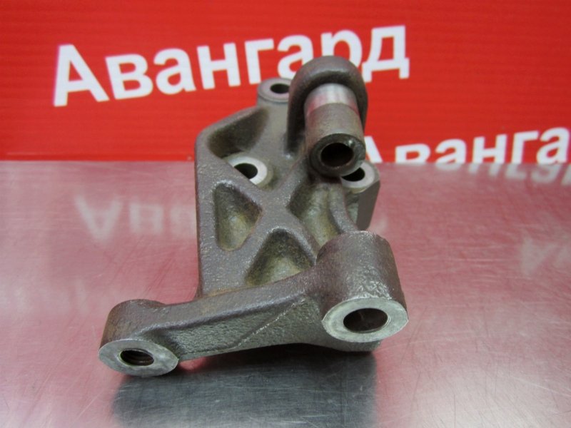 Кронштейн Demio 2001 DW B3