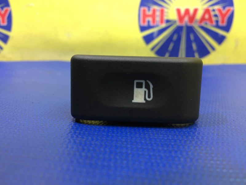 КНОПКИ В САЛОН LAND ROVER DISCOVERY 2 1998-2004 L318 94D YUG000860PUY контрактная