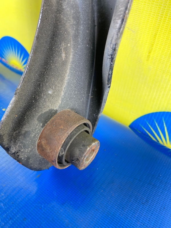 РЫЧАГ ПОДВЕСКИ ВЕРХНИЙ передний правый TSX 2008 CU2 K24A РЫЧАГ ПОДВЕСКИ ВЕРХНИЙ передний правый TSX 2008 CU2 K24A