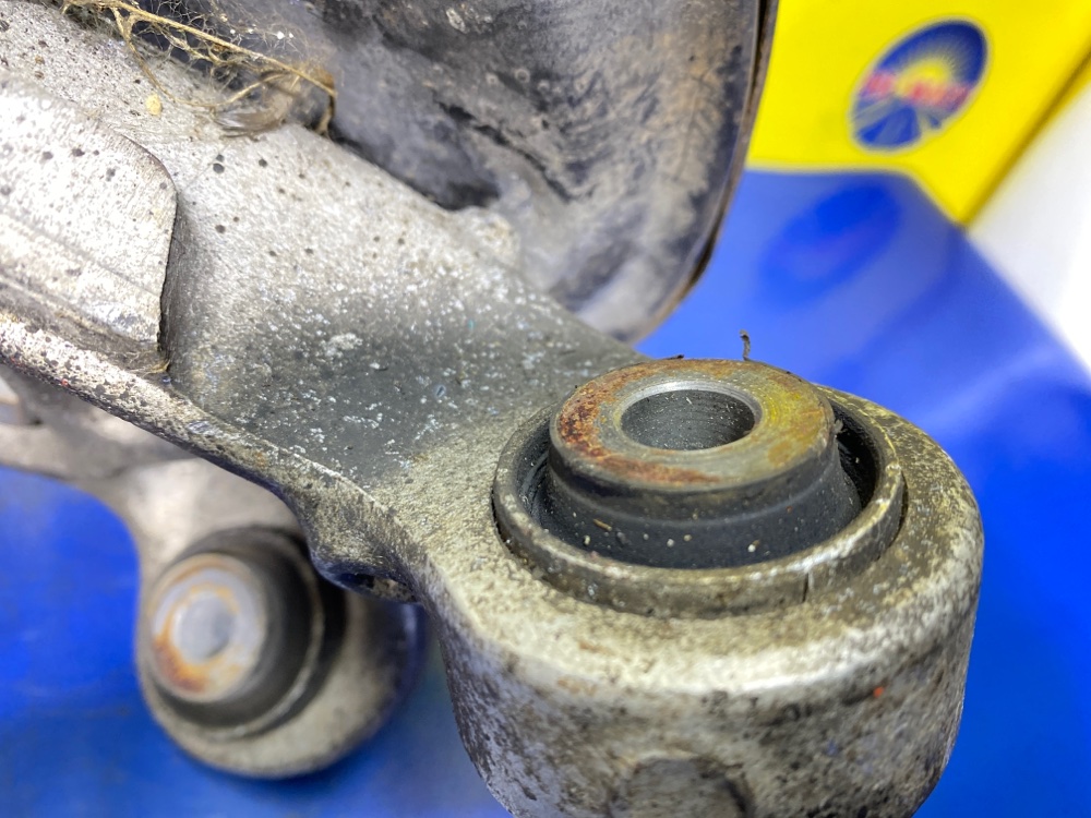 СТУПИЦА задняя левая ACCORD 2009 CU2 K24A