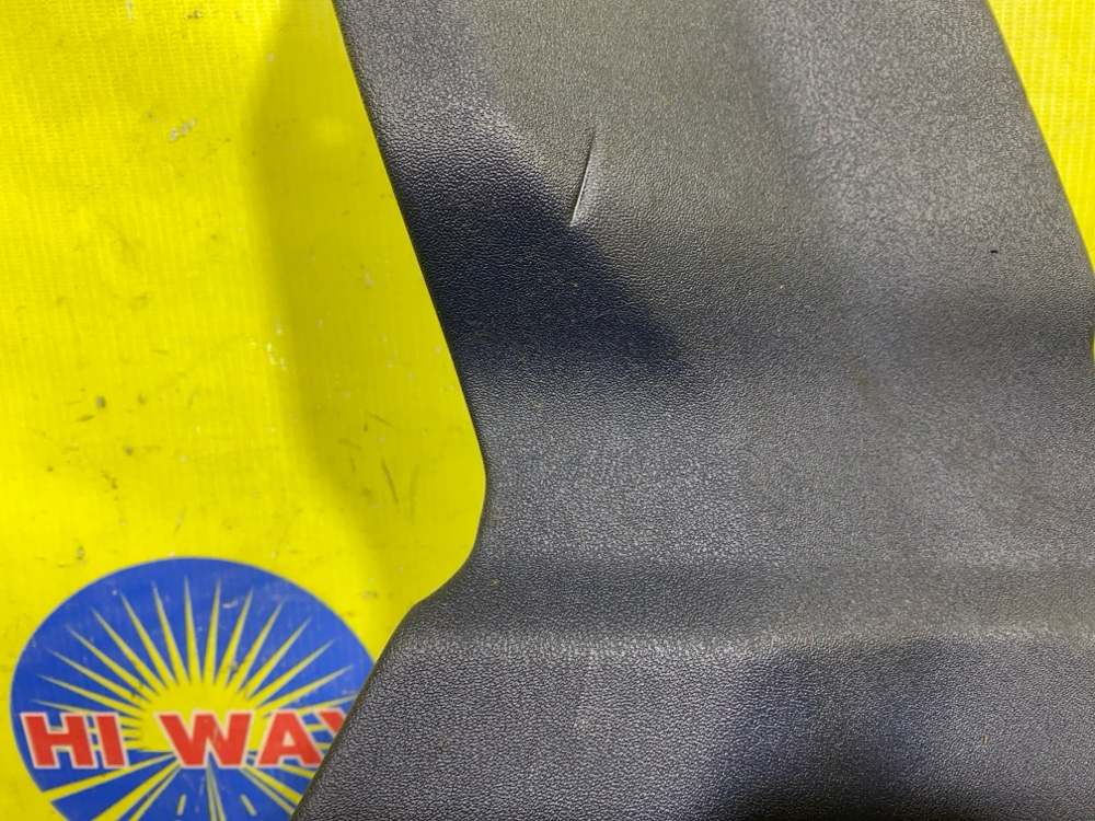 НАКЛАДКА правая LAND ROVER RANGE ROVER L322 M62B44