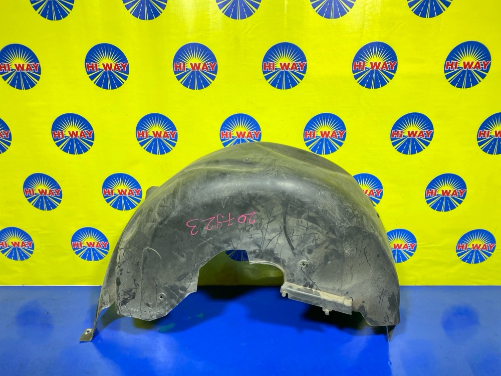 Запчасть подкрылок задний правый LAND ROVER RANGE ROVER 2004 L322 M62B44 контрактная ПОДКРЫЛОК задний правый LAND ROVER RANGE ROVER 2004 L322 M62B44 контрактная