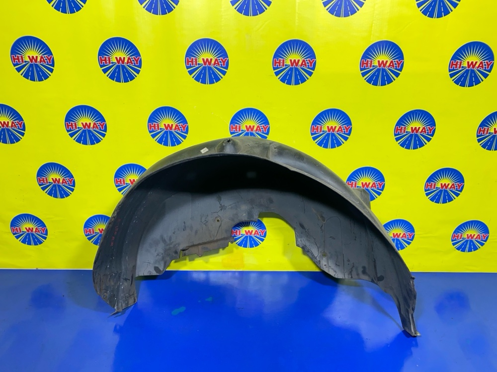 ПОДКРЫЛОК задний правый RANGE ROVER 2004 L322 M62B44 ПОДКРЫЛОК задний правый RANGE ROVER 2004 L322 M62B44