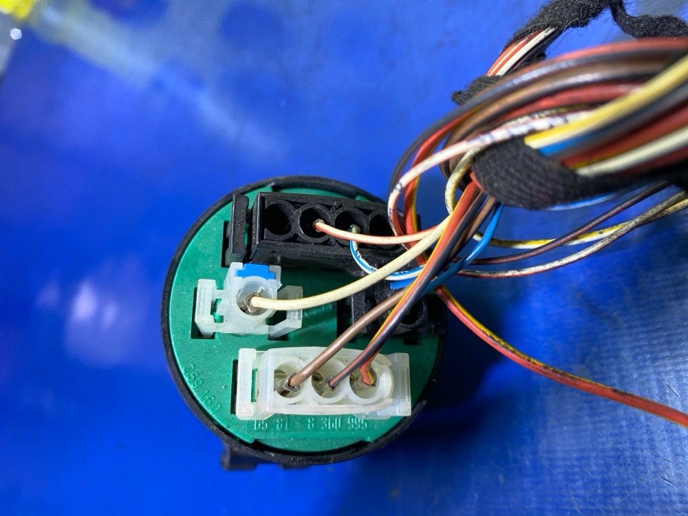 ДИНАМИК RANGE ROVER 2004 L322 M62B44 ДИНАМИК RANGE ROVER 2004 L322 M62B44