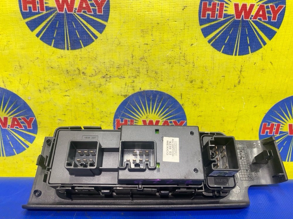 БЛОК УПРАВЛЕНИЯ СТЕКЛОПОДЪЕМНИКАМИ FREELANDER 2004 L314 25K4F БЛОК УПРАВЛЕНИЯ СТЕКЛОПОДЪЕМНИКАМИ FREELANDER 2004 L314 25K4F