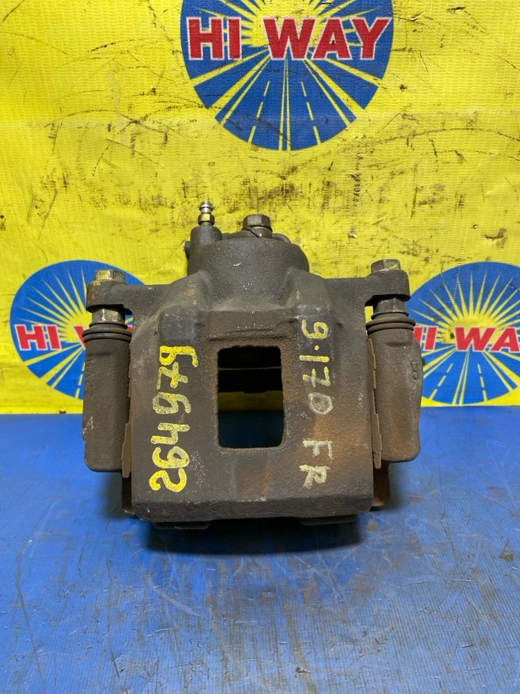 СУППОРТ передний правый TOYOTA RAUM 2005 NCZ20 1NZ-FE 4773052170 контрактная