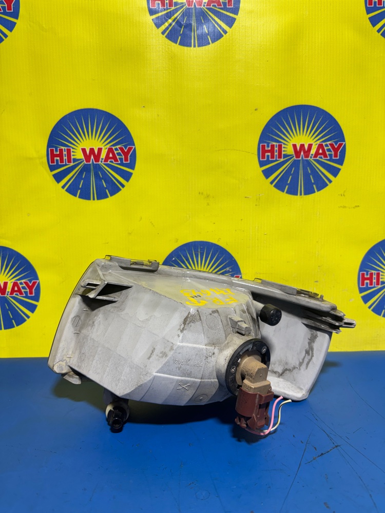 ФАРА ПРОТИВОТУМАННАЯ передняя правая iSIS ZGM10 1ZZ-FE