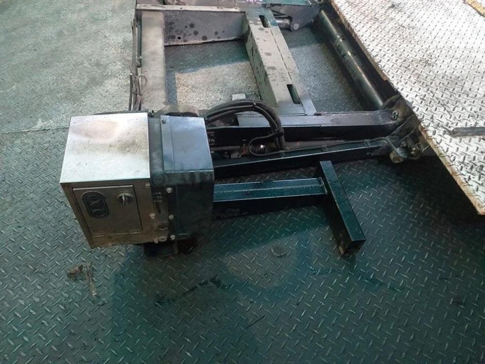 ФУРГОН БАБОЧКА ELF 2009 NPR75 4HK1