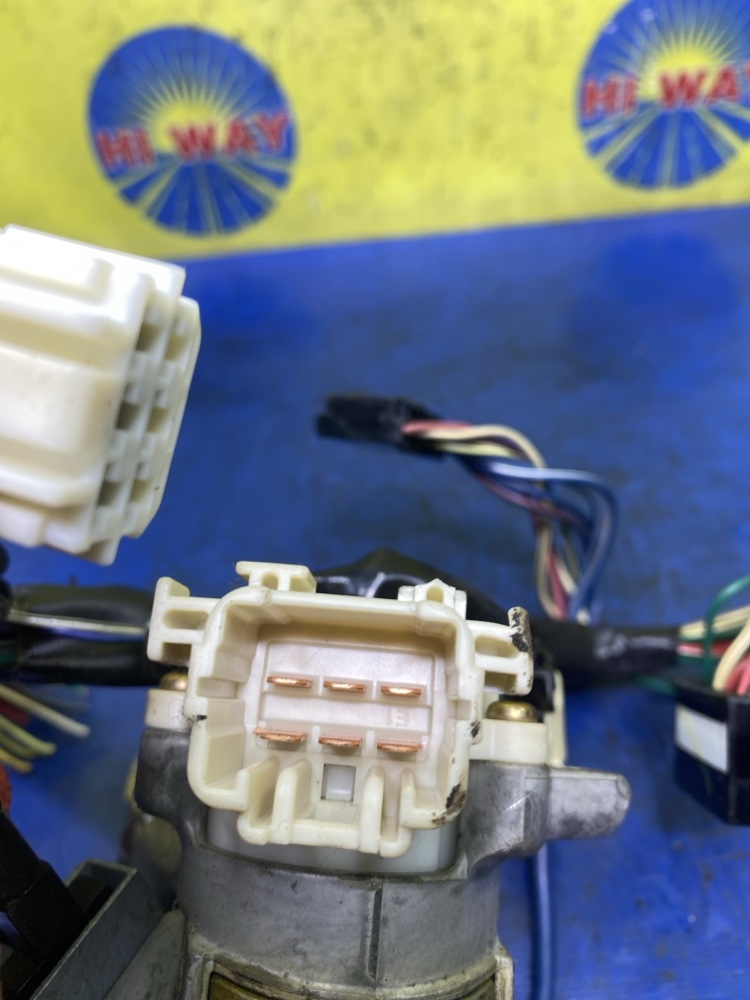 ЗАМОК ЗАЖИГАНИЯ VOLTZ 2002 ZZE138 1ZZ-FE