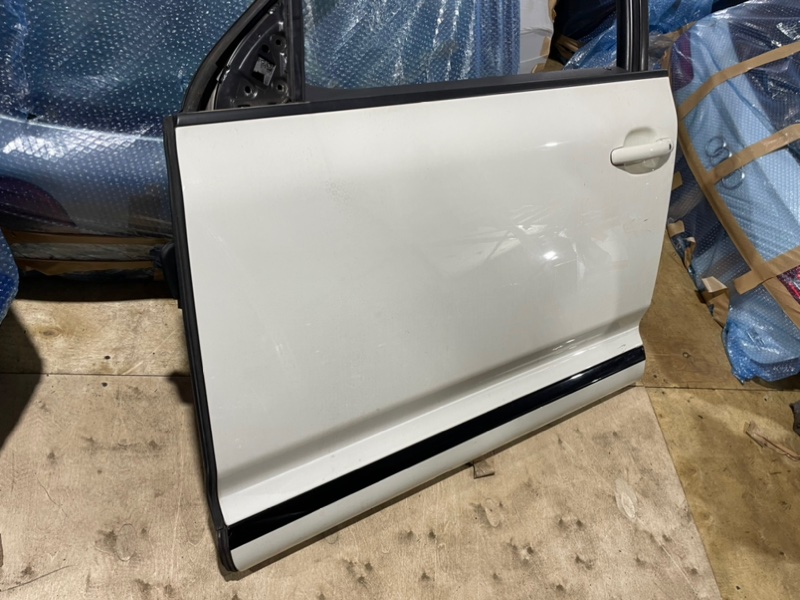 Дверь передняя левая TOUAREG 2007 7L BAR
