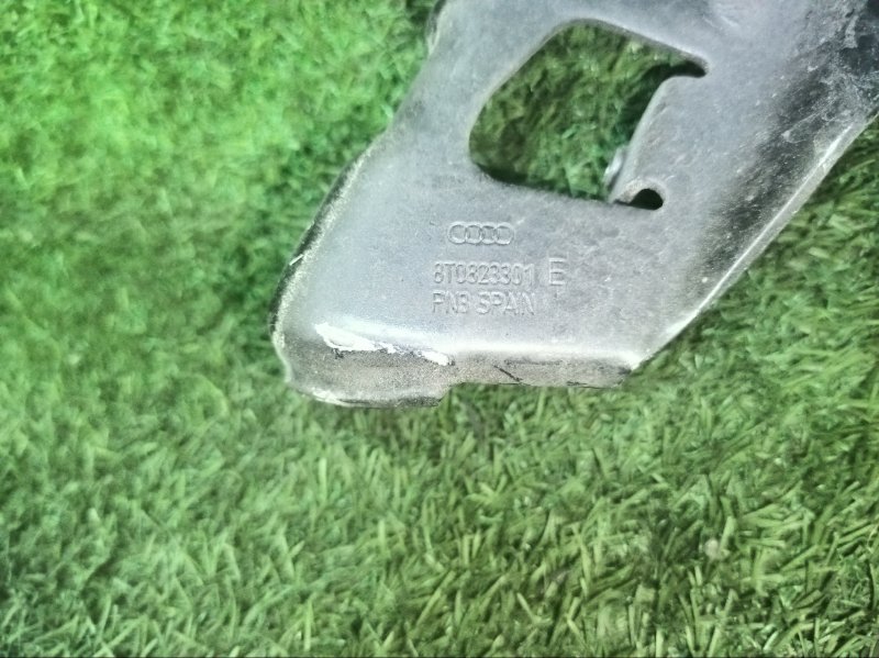 Петля капота левая A5 2010 8T5 CDNC Петля капота левая A5 2010 8T5 CDNC