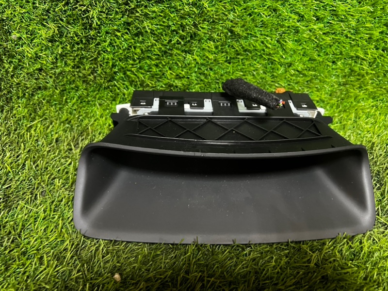 Часы 308 2010 T7 EP6CDT