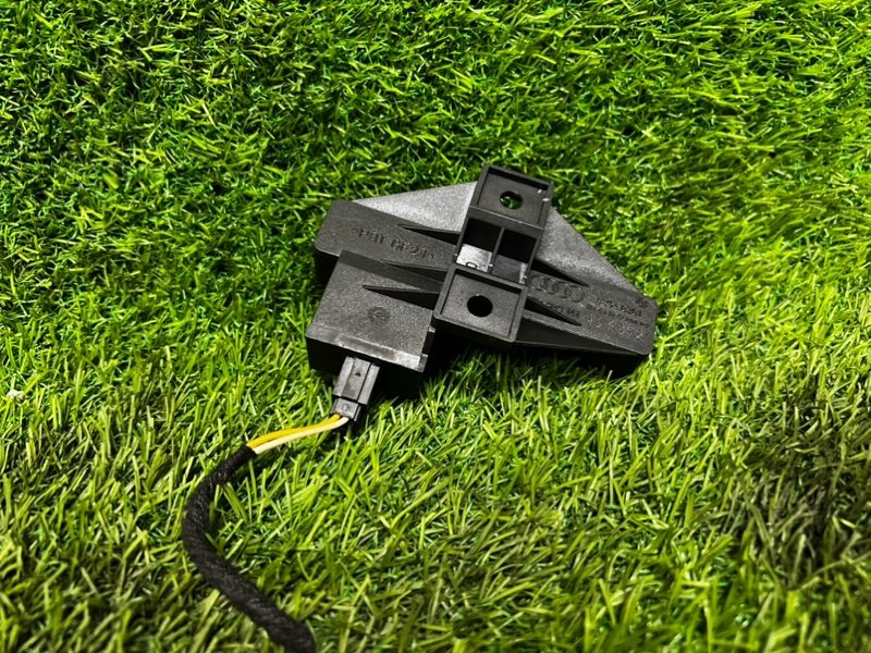 Антенна бесключевого доступа A6 C6 2006 4F2 AUK