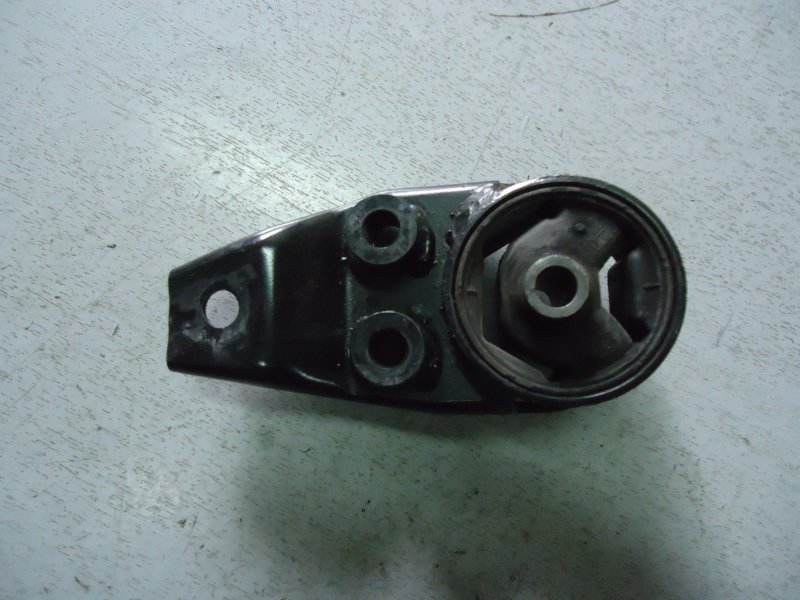 Подушка кпп Nissan Cube AZ10 CGA3DE