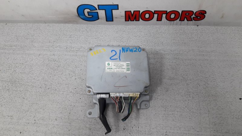 Блок управления Toyota Prius NHW20 1NZ-FXE 2005