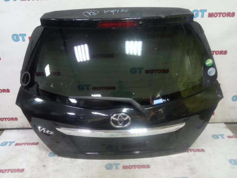 Дверь задняя багажника Toyota Vitz KSP130 1KR-FE 2013