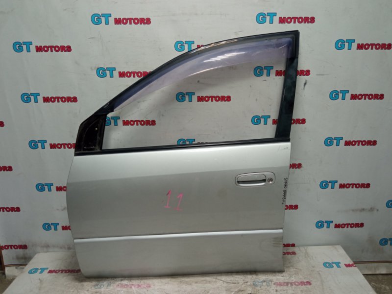Дверь боковая Toyota Ipsum SXM10G 3S-FE 1997 передняя левая
