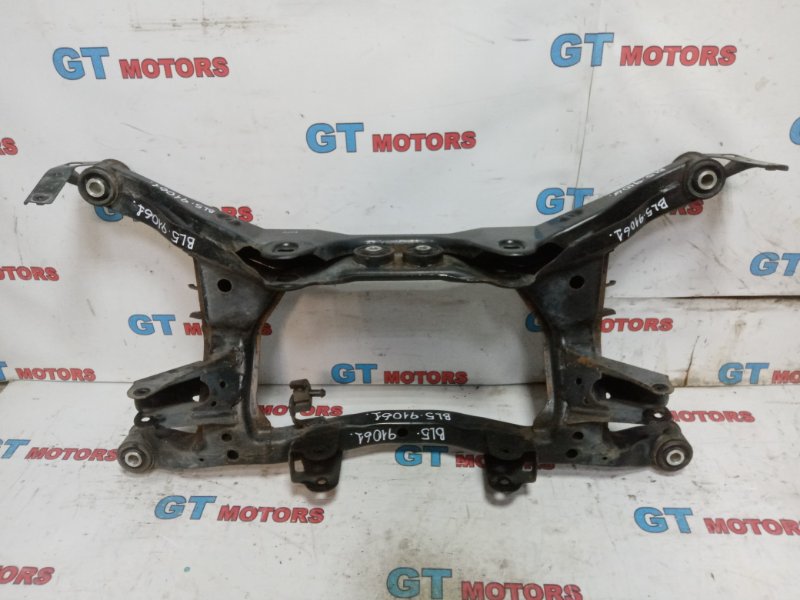 Балка поперечная Subaru Legacy BL5 EJ204 2003 задняя