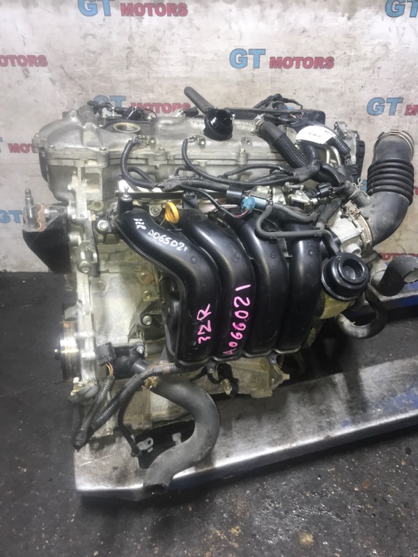 Двигатель Toyota Voxy ZRR70G 3ZR-FAE 2008