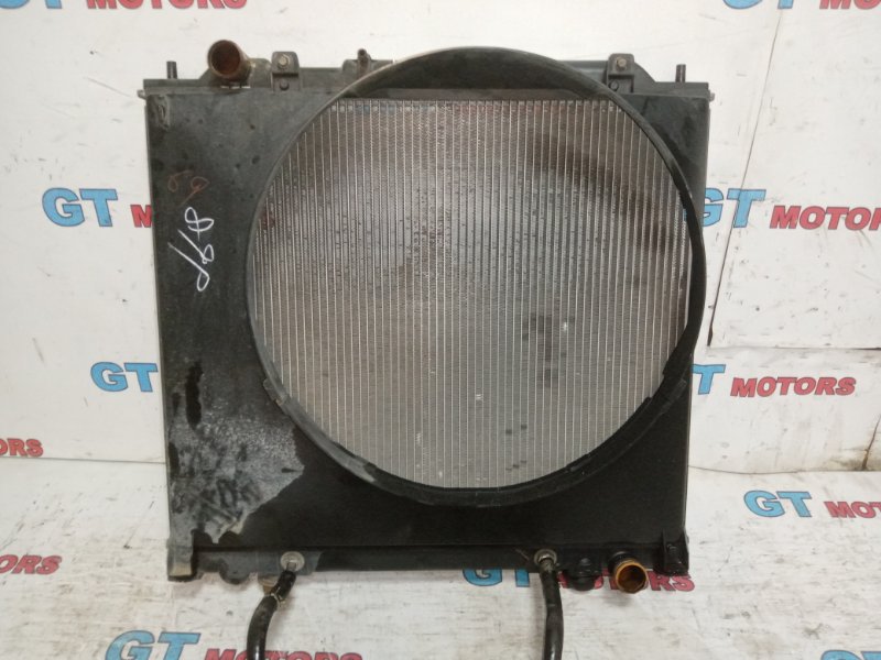 Радиатор двигателя Mitsubishi Delica PC4W 4G64 2001