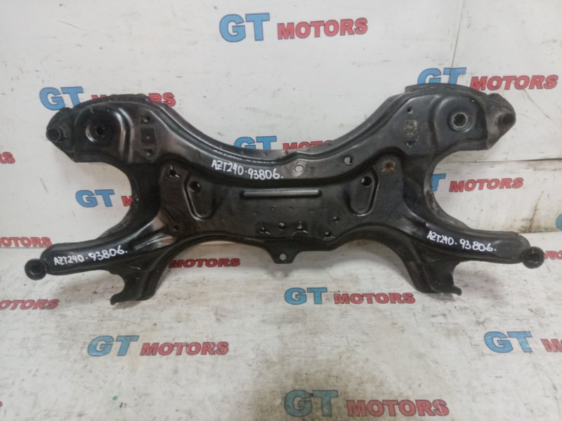 Балка поперечная Toyota Allion AZT240 1AZ-FSE 2005 передняя