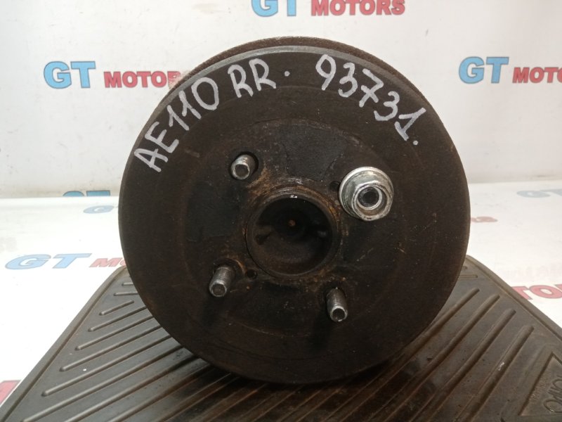 Ступица Toyota Corolla AE110 5A-FE 1998 задняя правая