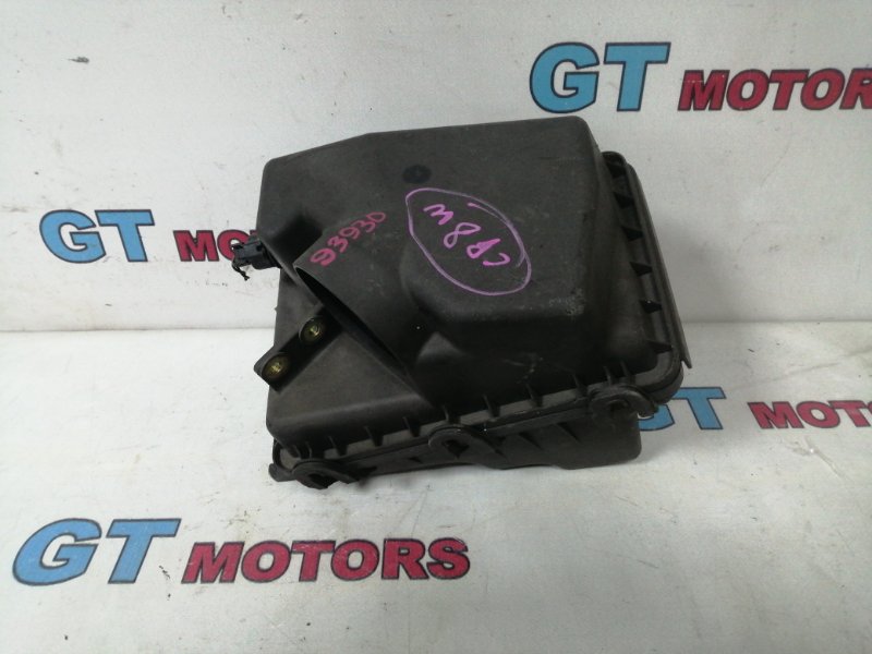 Корпус воздушного фильтра Mazda Premacy CP8W FP-DE 2001