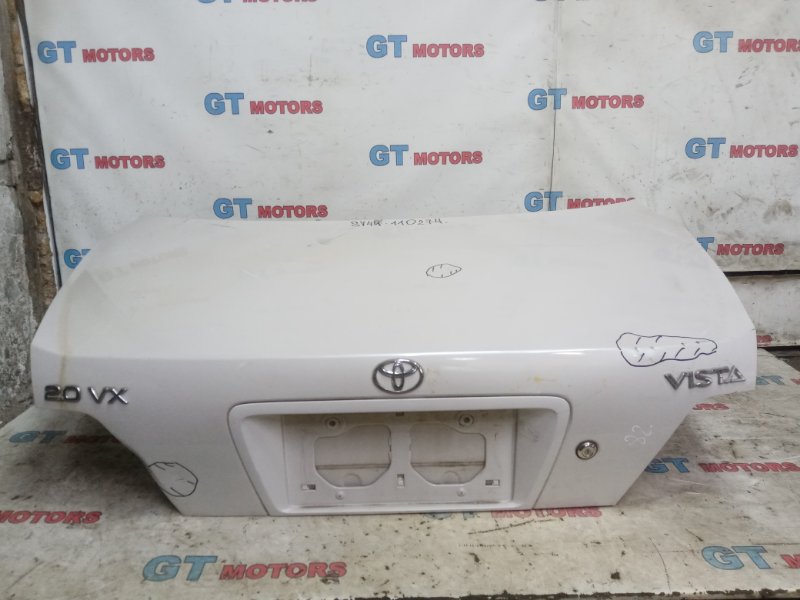 Крышка багажника Toyota Vista SV41 3S-FE 1996 задняя