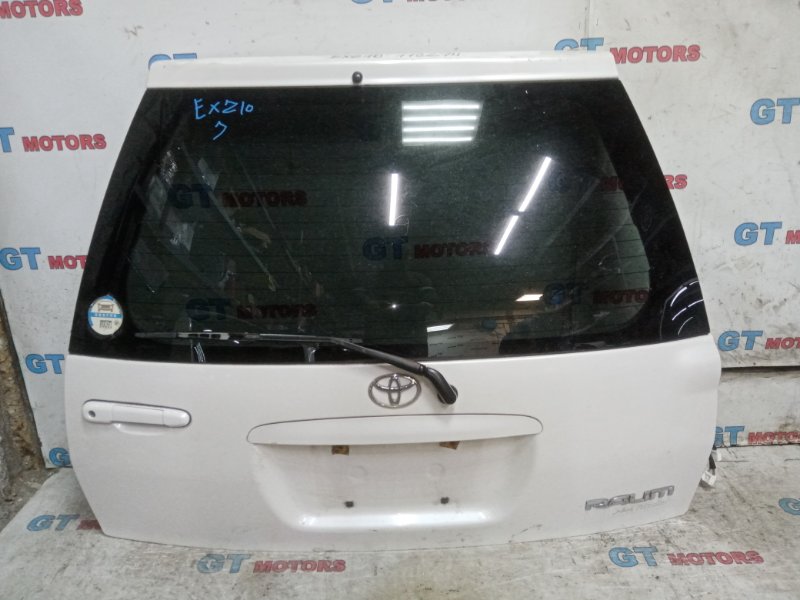 Дверь задняя багажника Toyota Raum EXZ10 5E-FE 2000 задняя