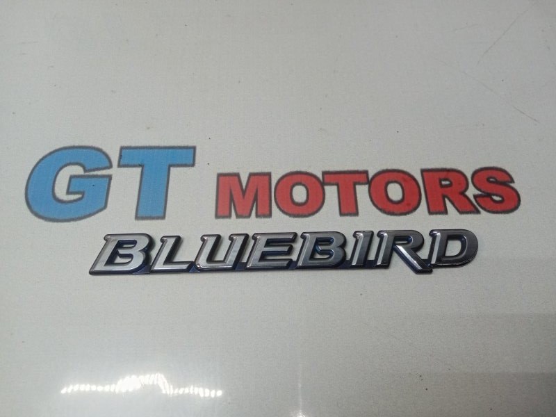 Эмблема Nissan Bluebird QU14 QG18DE 1998 задняя