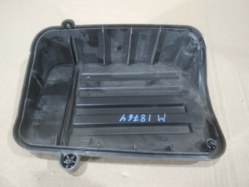 Корпус воздушного фильтра Octavia 2011 A5 1.8