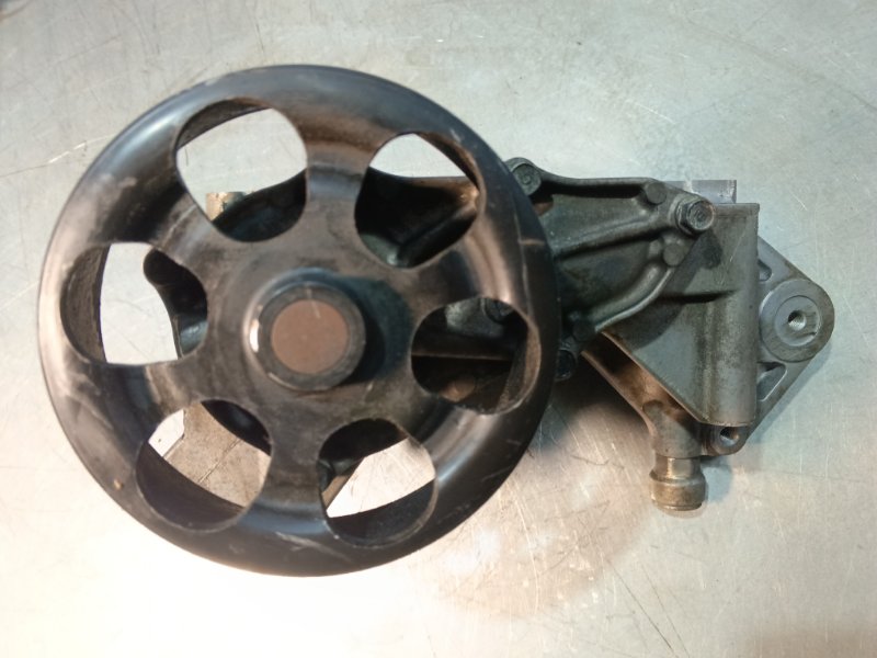 Помпа Honda Accord 7 2.4