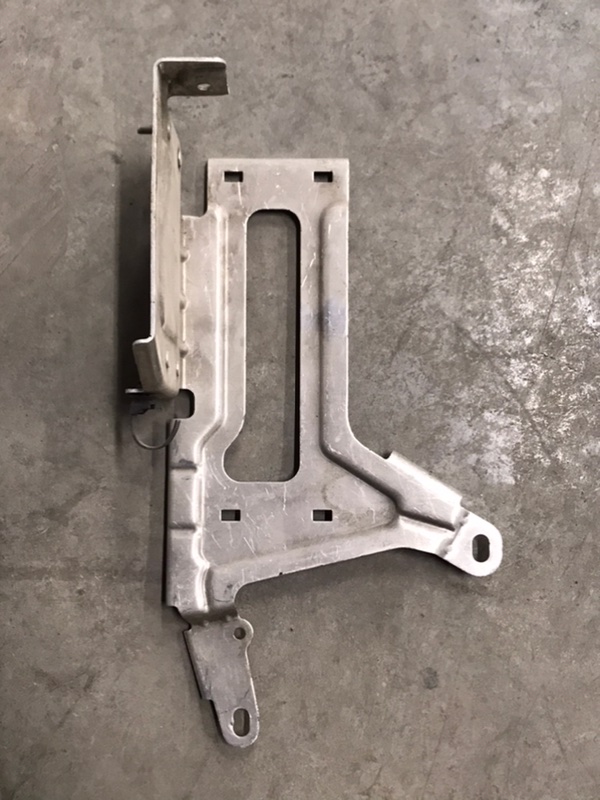 Держатель блока управления Mercedes benz s-class W222 A2225401240 Б/У