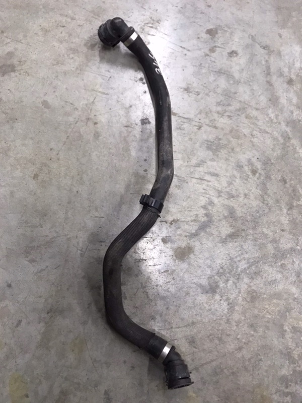 Шланг системы охлаждения Mercedes benz s-class W222 A2225006100 Б/У