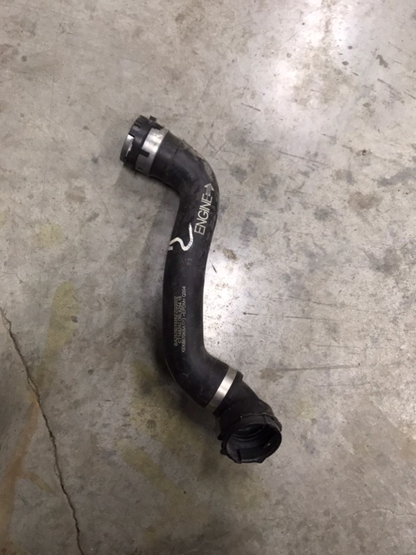 Шланг системы охлаждения GLC X253