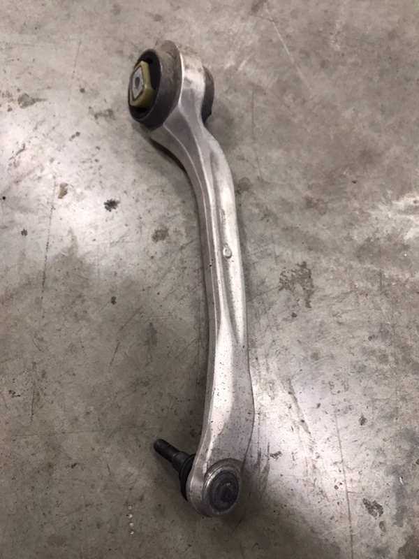 Рычаг передний левый Continental GT 2